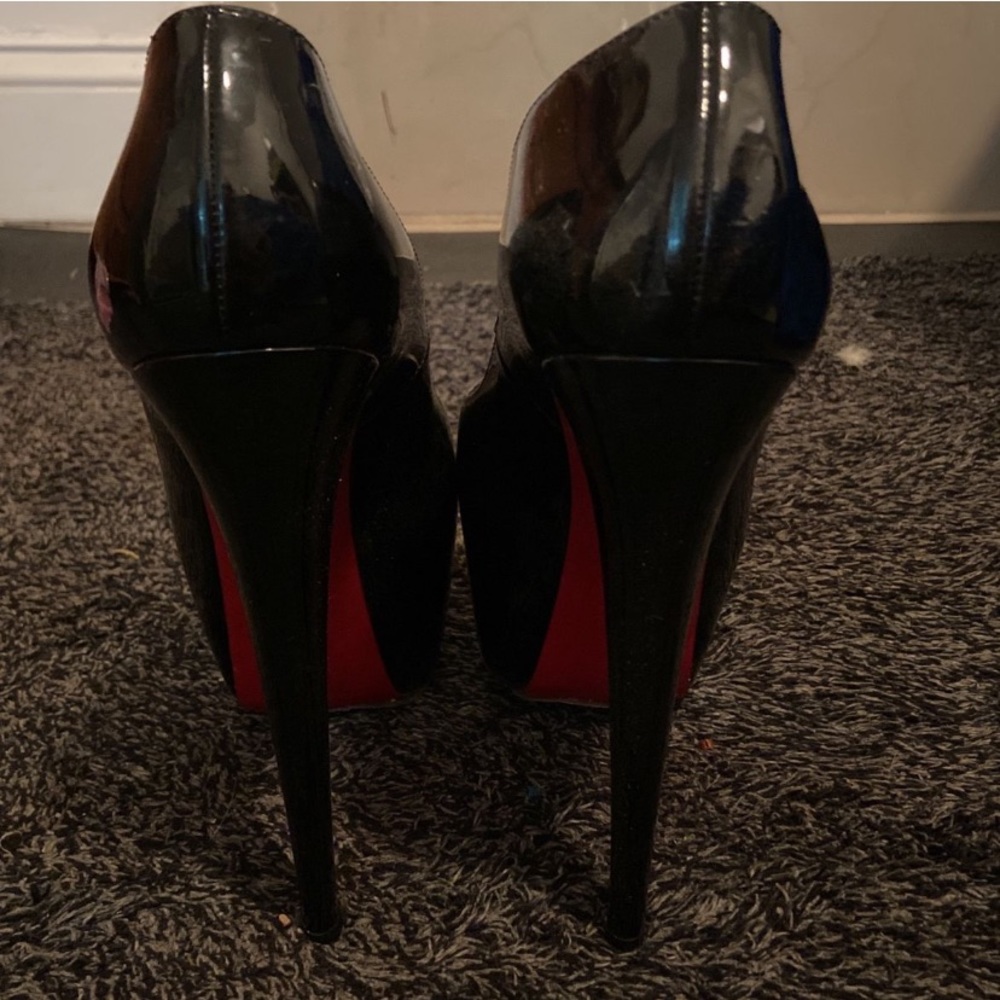 Black Christian louboutin shoes